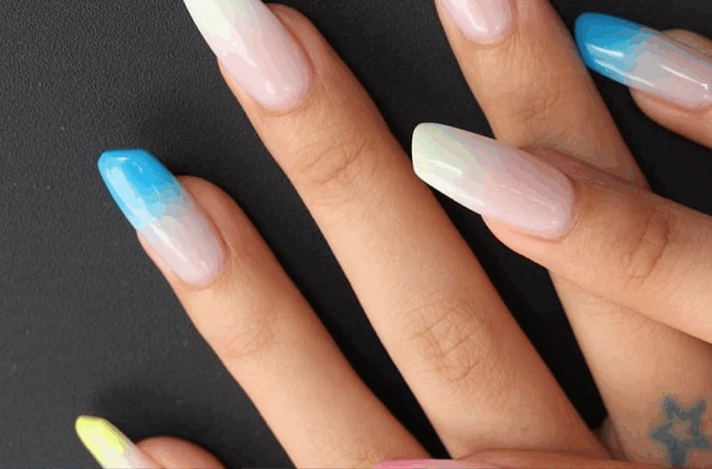 Lippenstiftförmige Nägel nagelformen für schlanke finger
